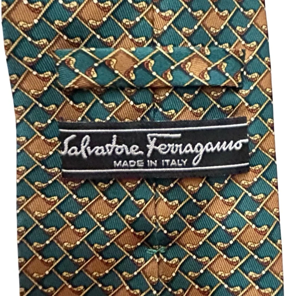 Salvatore Ferragamo 100% Silk Tie - Made in Italy